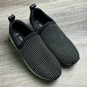 DKNY Black Studded Shoes Unisex Men’s Size 5/Women’s Size 7